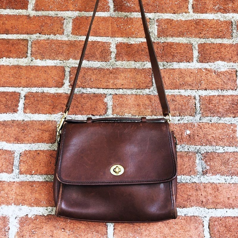 Coach vintage brown cross body bag | EcoChic Boutique